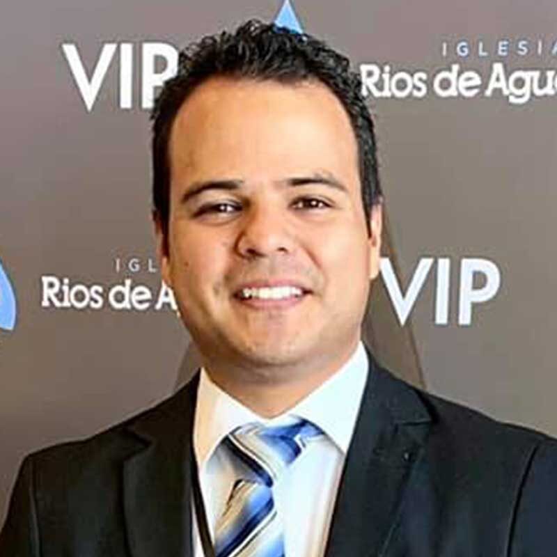 Francisco Villagomez Jr.
